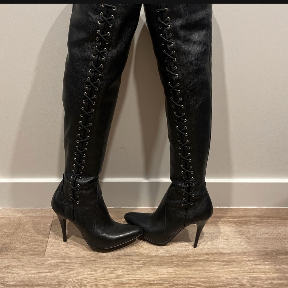 knee high Boots